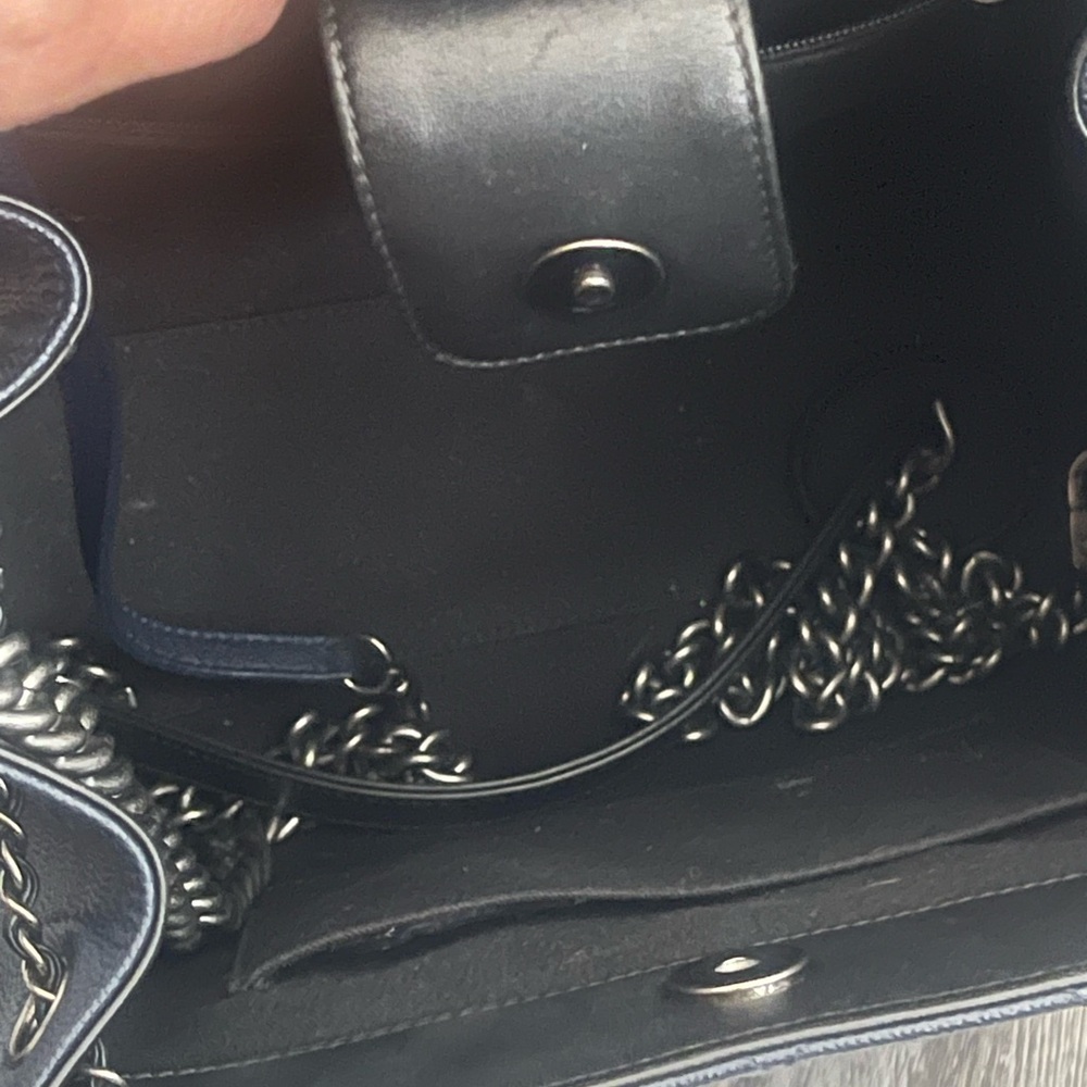 Chanel Dark Blue Quilted Shoulder Bag - Picture 10 of 13
